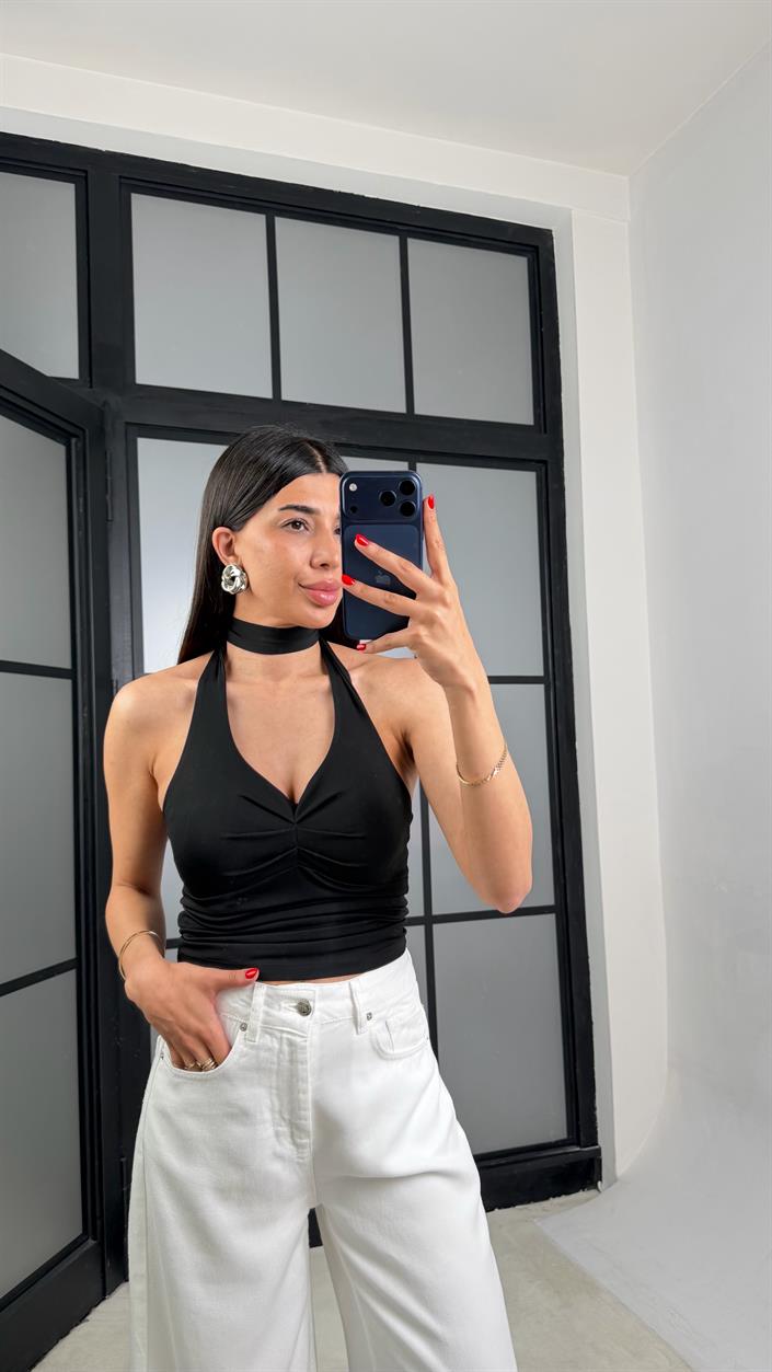 Siyah Boyundan Bağlamalı Bluz GAUS-01565