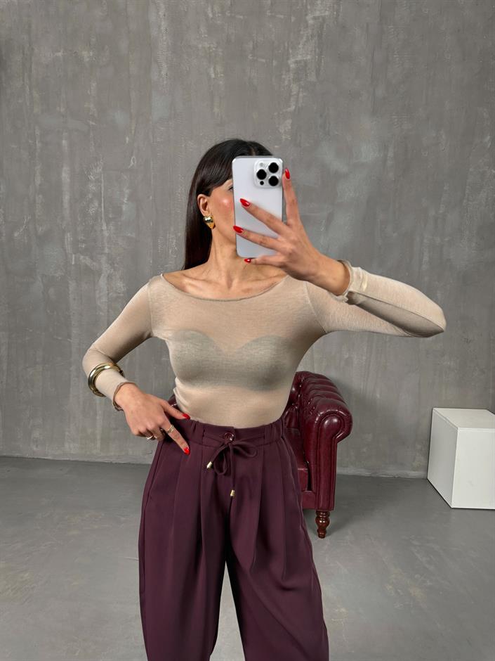 سيمون بلوزة شفافة لون مينك بياقة مادونا مكافئ لإم دي