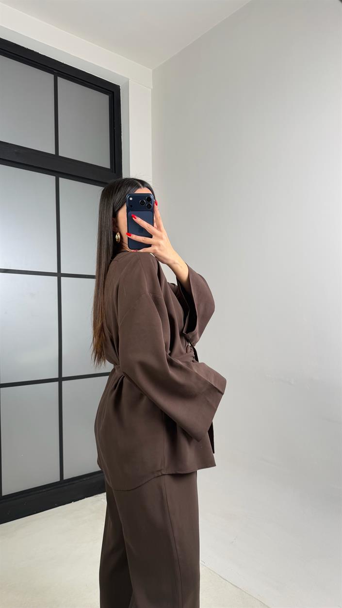 Acı Kahve Tek Düğmeli Kuşaklı Ceket Beli Lastikli Pantolon Modal Takım GAUS-00985
