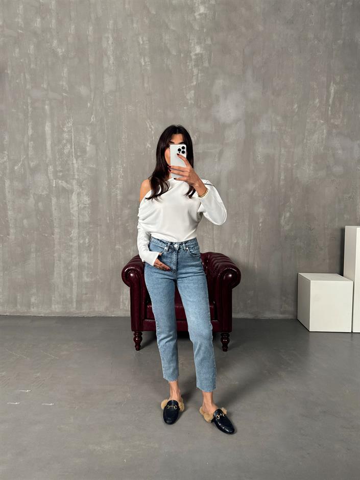 Benet Açık Mavi ZR Kesik Paça Likralı Mom Jean