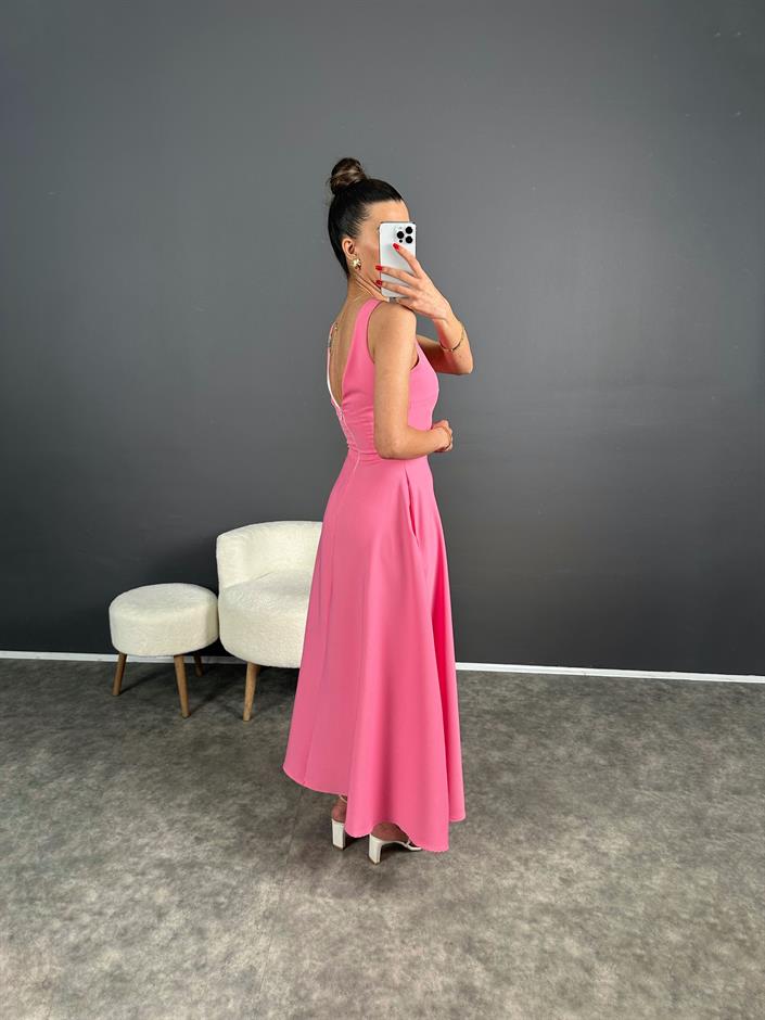 Pembe Kloş V Yaka Basic Uzun Cepli Elbise