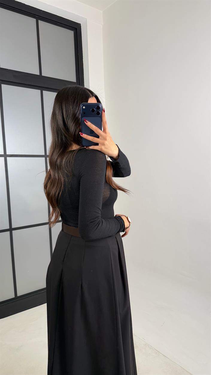 Siyah Kemerli Pile Detaylı Kumaş Etek GAUS-00701