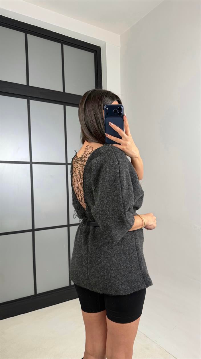 Antrasit Arkası Dantel Detaylı Kazak GAUS-01091