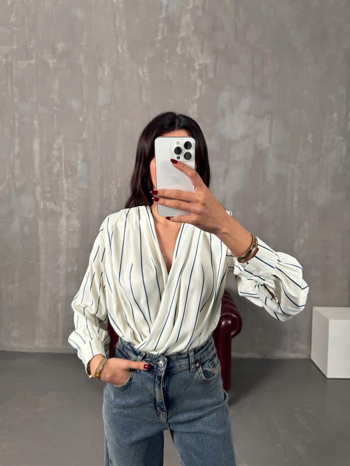 Fanya Mavi Çizgili Ekru Saten Vatkalı Bodysuit