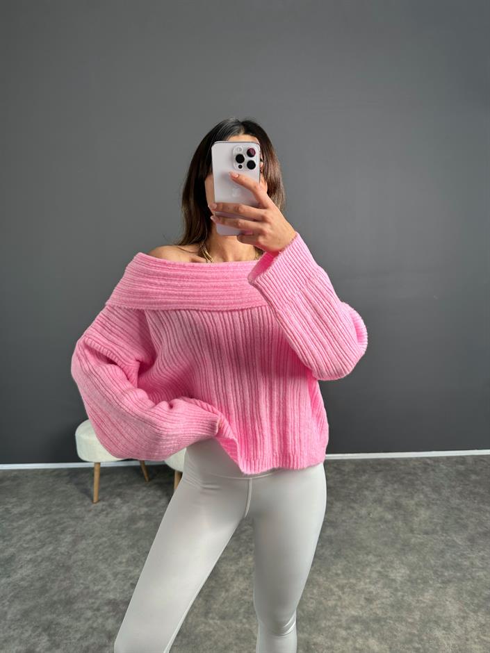 Mio Pembe Kayık Yaka Triko Kazak 