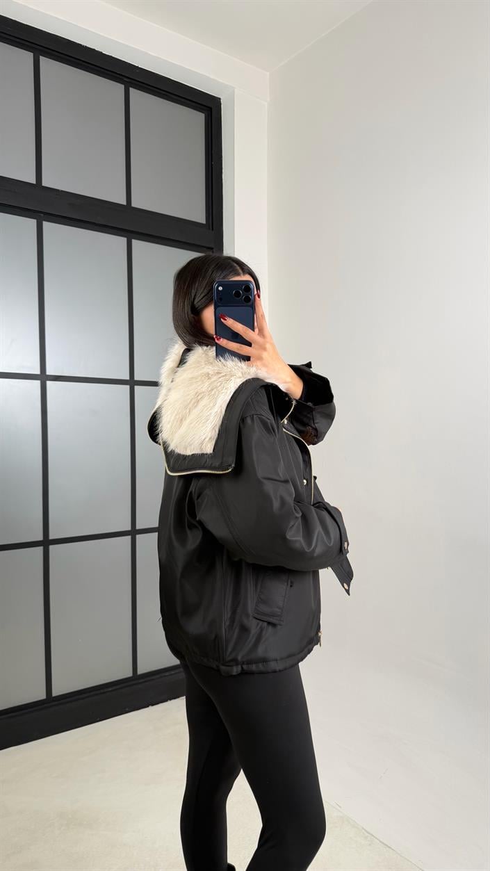 Siyah Kapüşon Kürk Detaylı Astarlı Premium Mont GAUS-00735