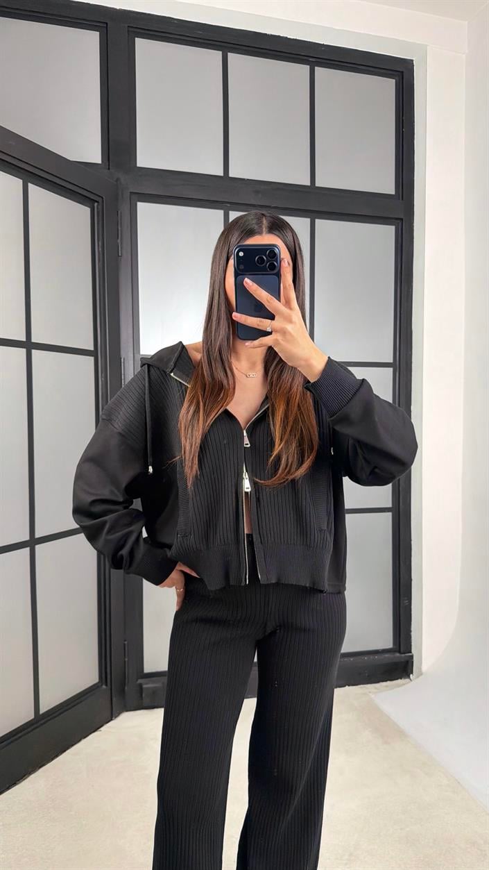 Siyah Kapüşonlu Hırka Beli Lastikli Pantolon İkili Triko Takım GAUS-01184