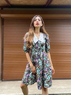 Bebe Yaka Desenli Elbise 