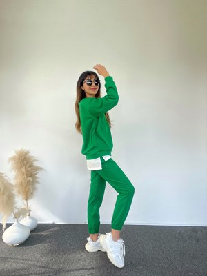 Benetton Yeşili Yumuşak Dokulu Bisiklet Yaka Takım