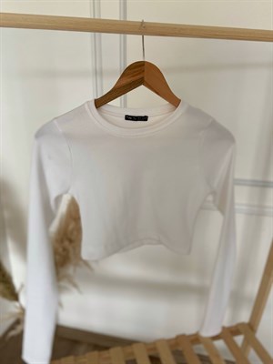 Beyaz Crop Basic Body