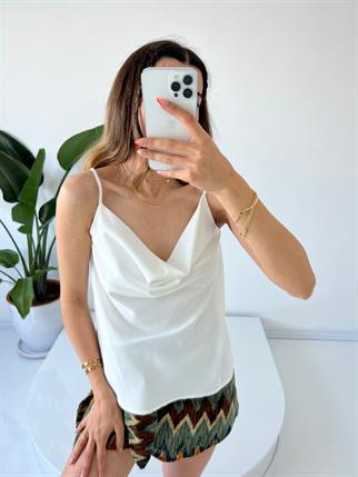 Beyaz Degaje Yaka Bluz