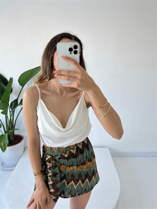 Beyaz Degaje Yaka Bluz