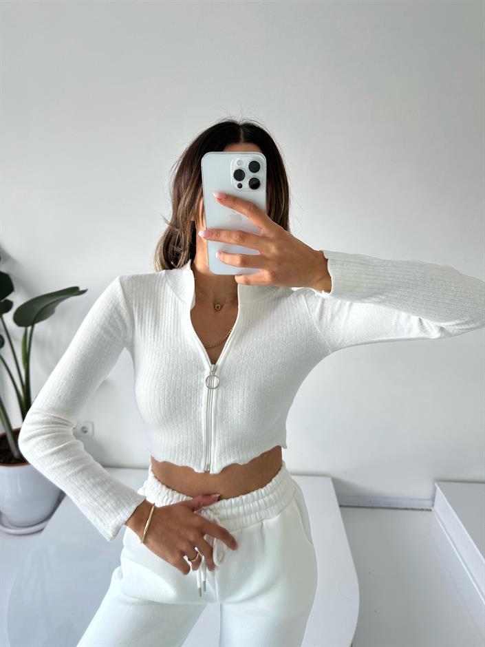 Beyaz Fermuarlı Yumuşak Fitilli Crop