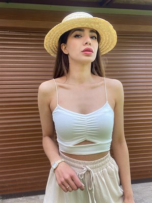 Beyaz İp Askılı Dekolteli Crop