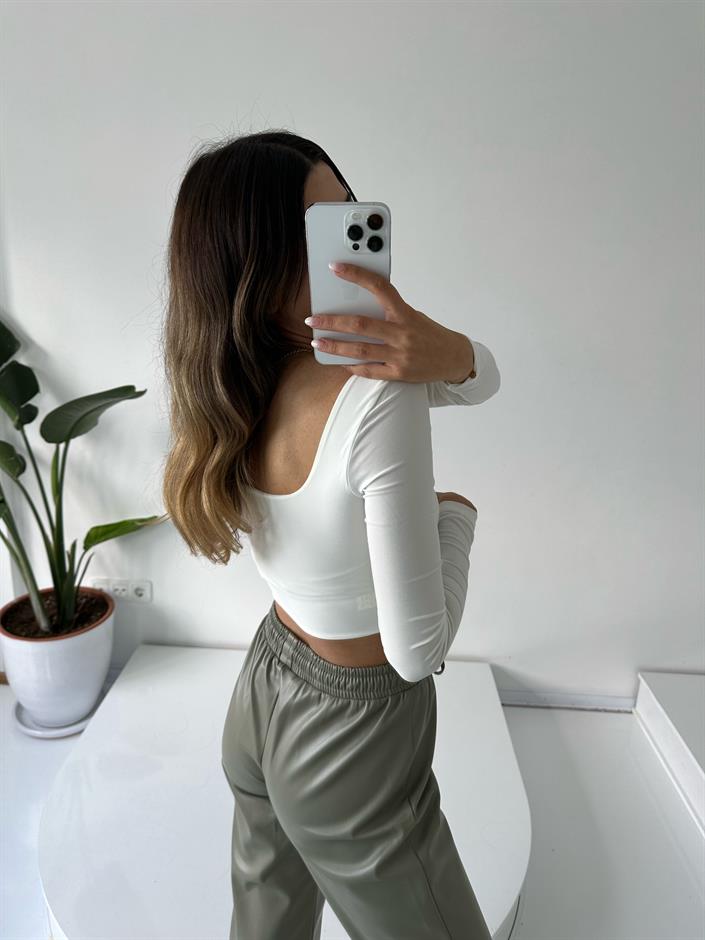 Beyaz Kare Yaka Crop