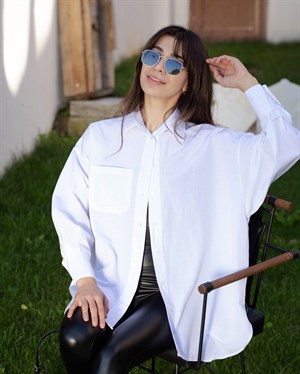 Beyaz Oversize Gömlek