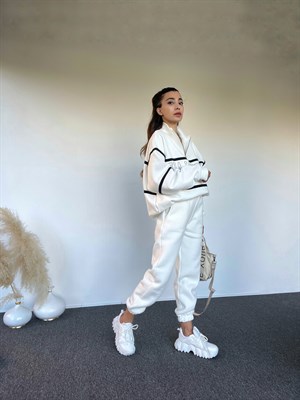 Beyaz Oversize Sweatshirt 