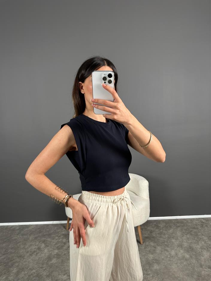 Koyu Lacivert Kol Detaylı Crop Tshirt