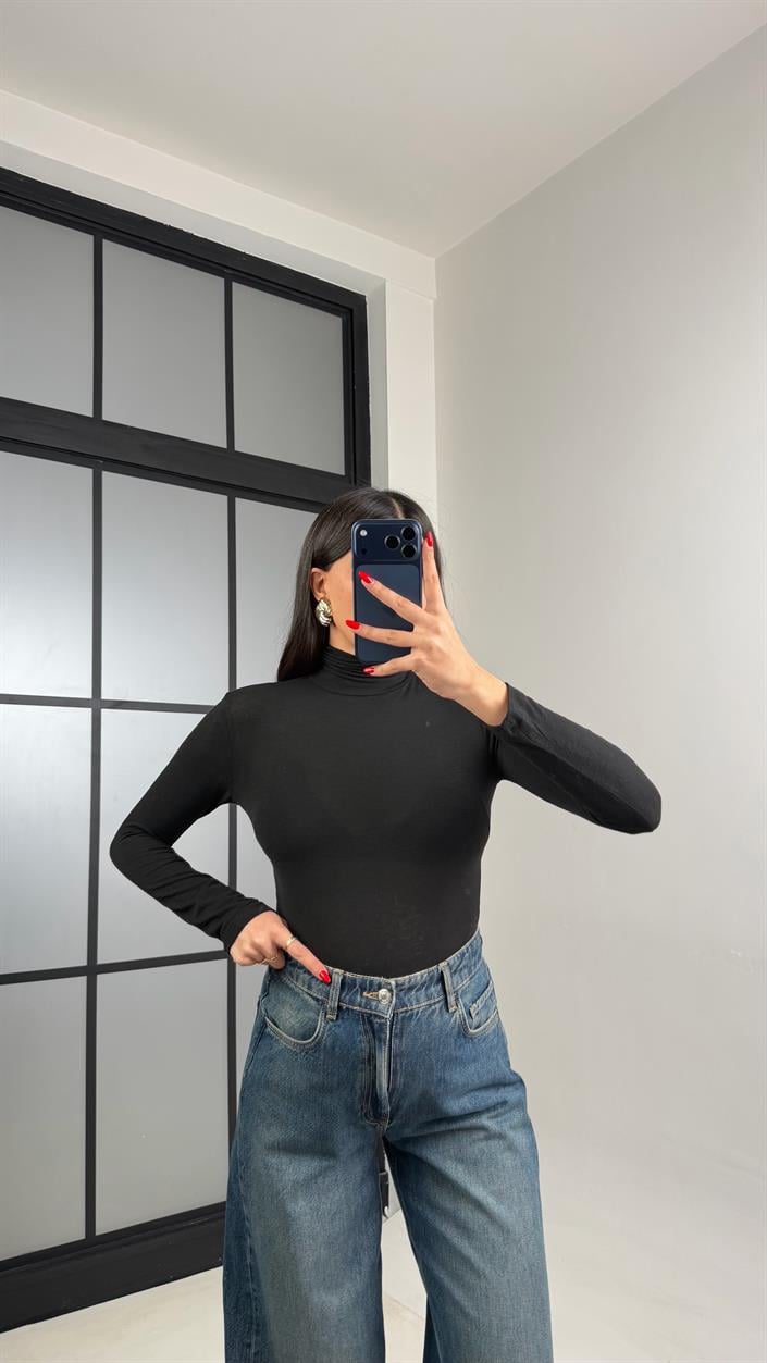 Siyah Transparan Boğazlı Bluz GAUS-01061