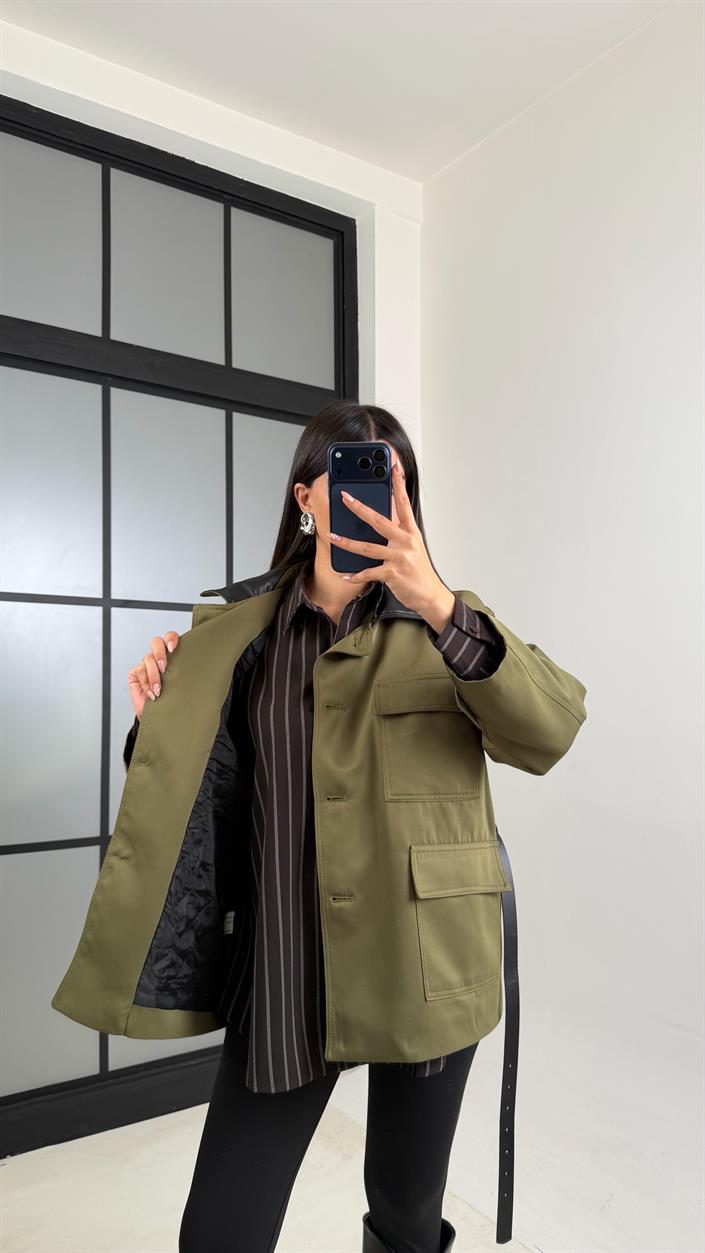 Yeşil Deri Yakalı Kemerli Astarlı Premium Ceket GAUS-00843