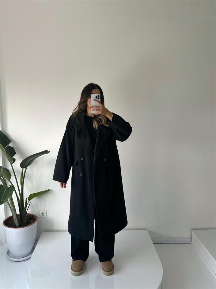 Bronte Siyah Oversize Astarlı Kaban