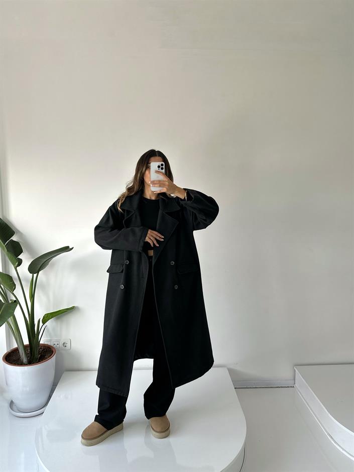 Bronte Siyah Oversize Astarlı Kaban