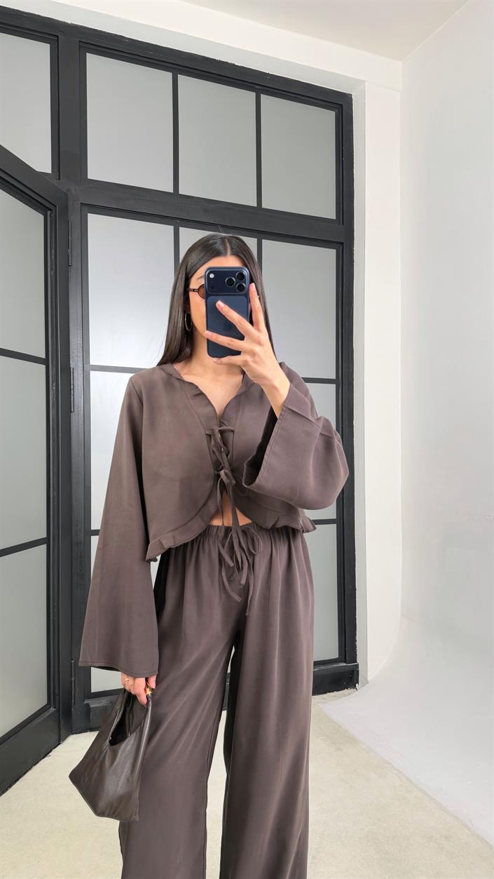 Acı Kahve Önden Bağlamalı Gömlek Beli Lastikli Pantolon İkili Tencel Takım GAUS-01336