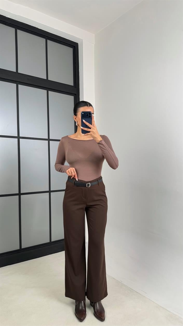 Acı Kahve Kemerli Paça Detaylı Kumaş Pantolon GAUS-00553