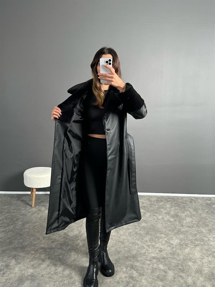 Siyah Peluş Detaylı Uzun Deri Trençkot 