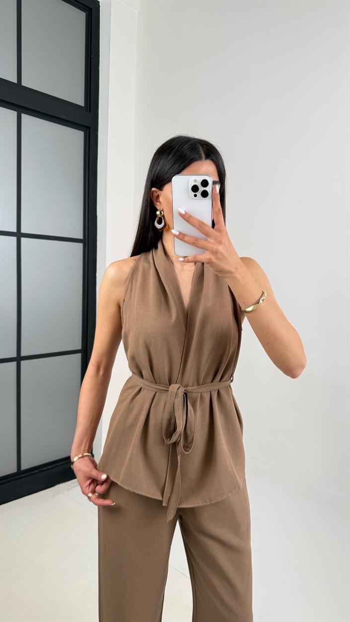 Kahve Önü Bağlamalı Kuşaklı Yelek Beli Lastikli Cepli Pantolon Keten Takım Gaus00410