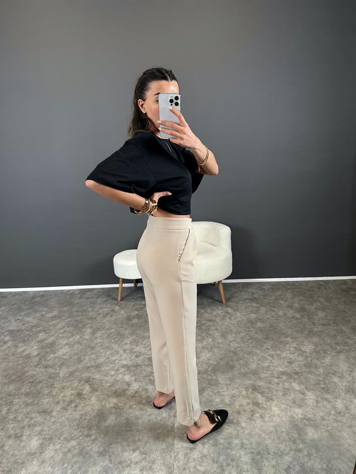 Taş Havuç Kesim Kemersiz Pantolon