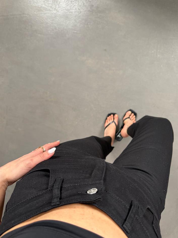 Siyah Kesik Paça Likralı Jean Gaus00015