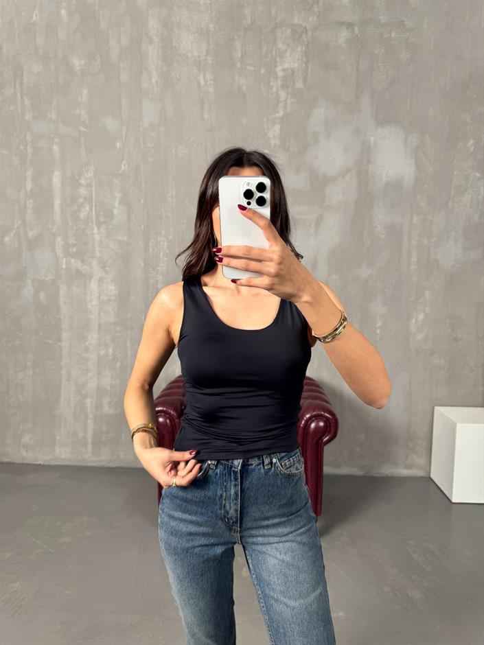 ZR Siyah Sıfır Kol Atlet Bluz