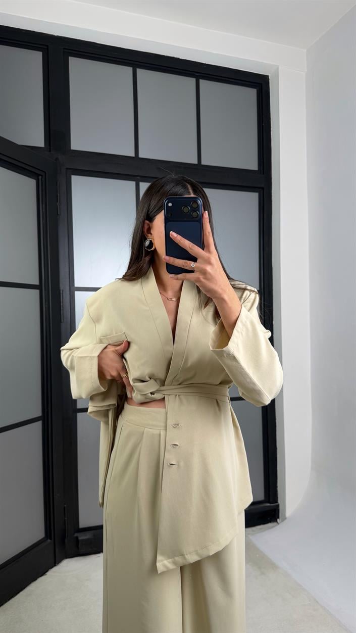 Taş Vatkalı Düğme Detaylı Belden Kuşaklı Ceket Beli Lastikli Pantolon Tencel Takım GAUS-01195