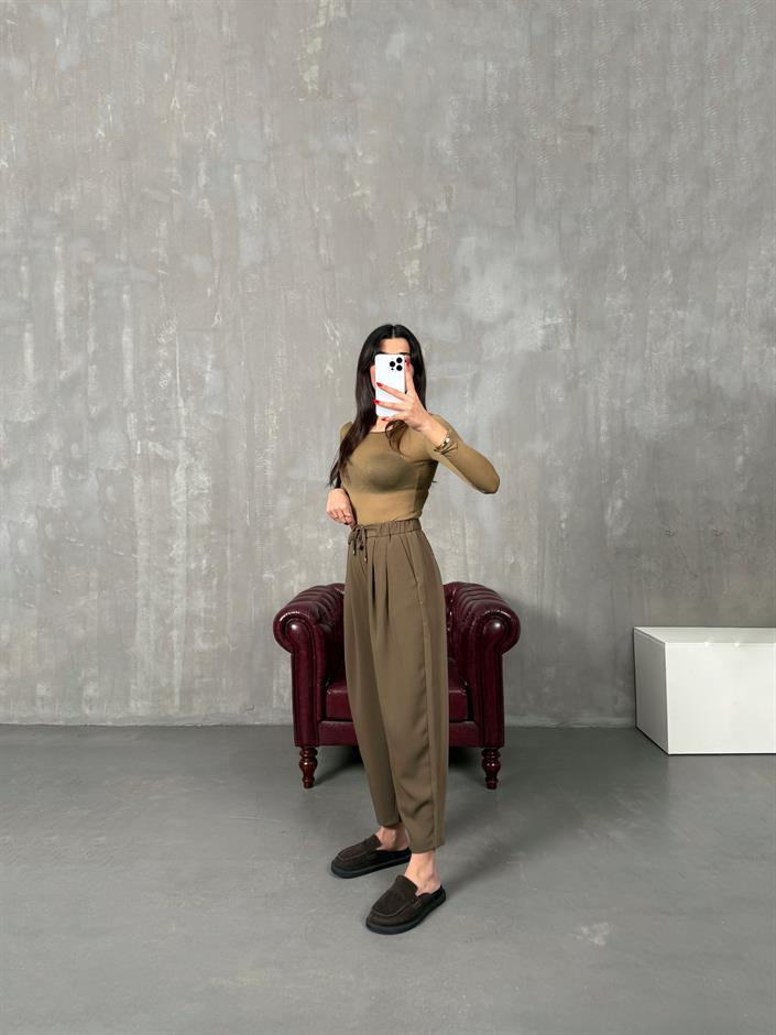 Dona Yağ Yeşili İthal Kumaş Beli Lastikli Jogger Pantolon