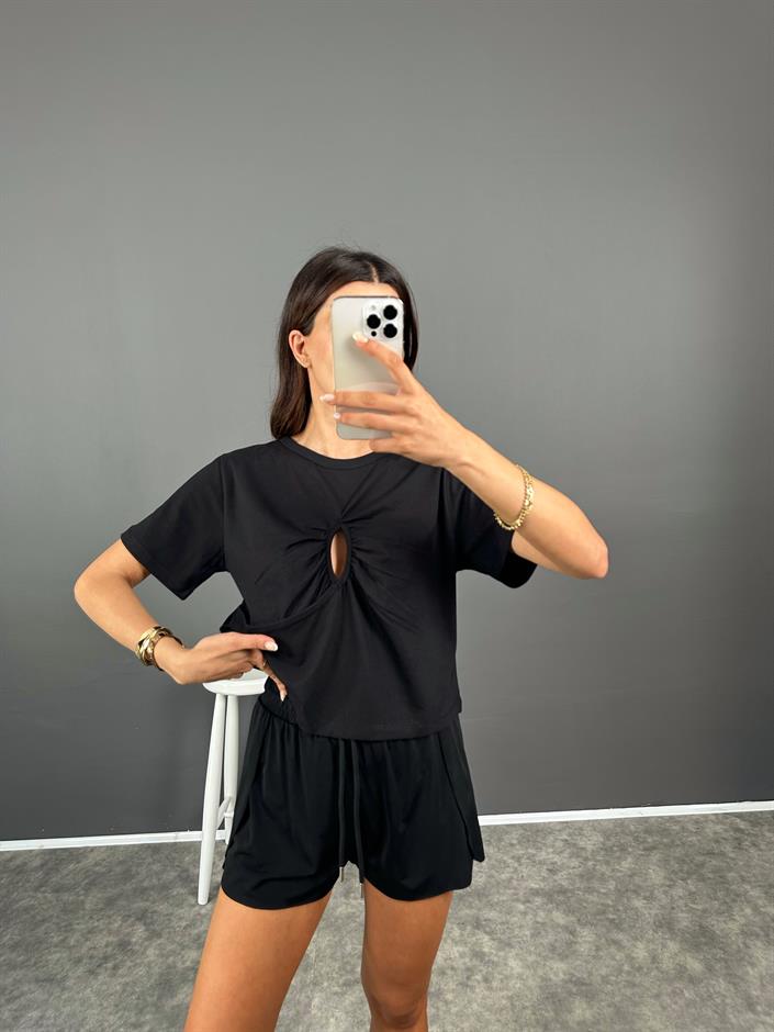 Siyah Sis Önden Dekolteli Tshirt