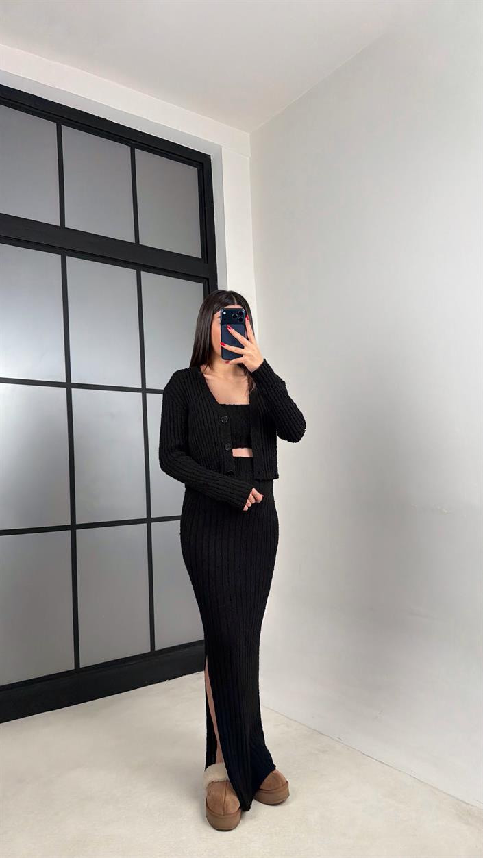 Siyah Hırka Crop Beli Lastikli Yırtmaç Detaylı Etek Triko Takım GAUS-00969