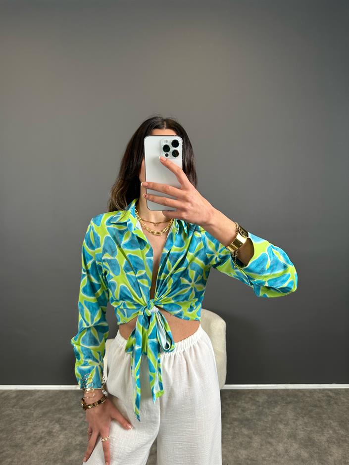 Yeşil İthal Yumuşak Saten Bağlamalı Bluz 