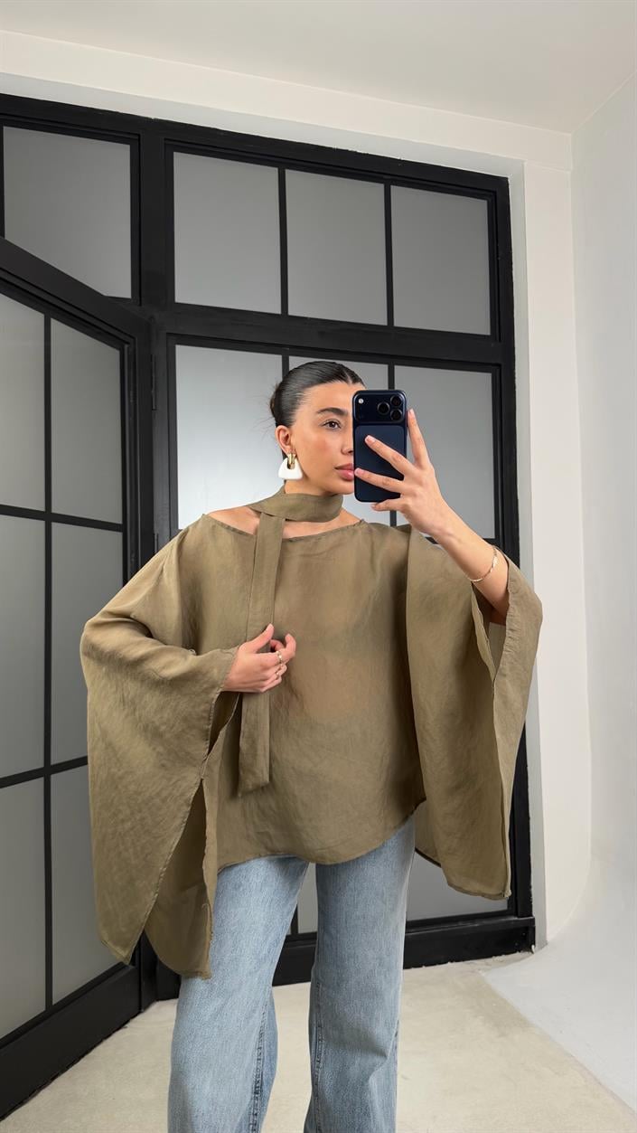 Haki Yarasa Kol Fular Detaylı Transparan Bluz GAUS-01294