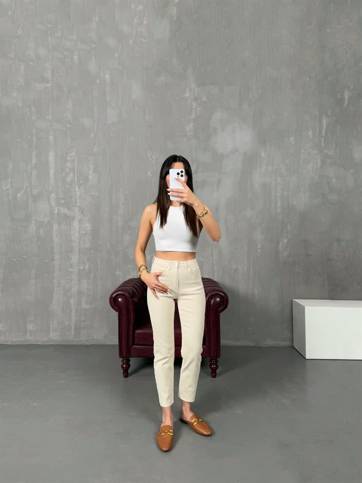 Laste Kemik ZR Model Kesik Paça Jean