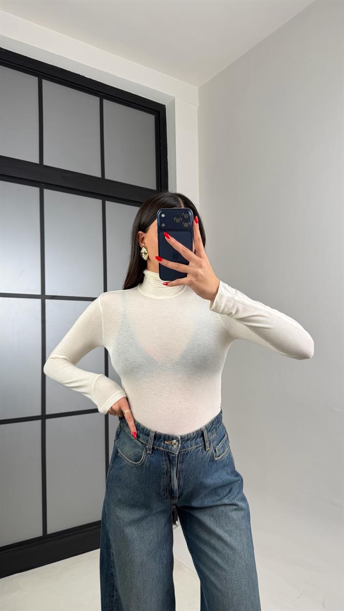 Ekru Transparan Boğazlı Bluz GAUS-01061