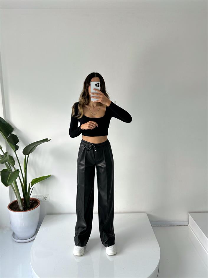 Carlie Siyah Çımalı Deri Beli Lastikli Pantolon