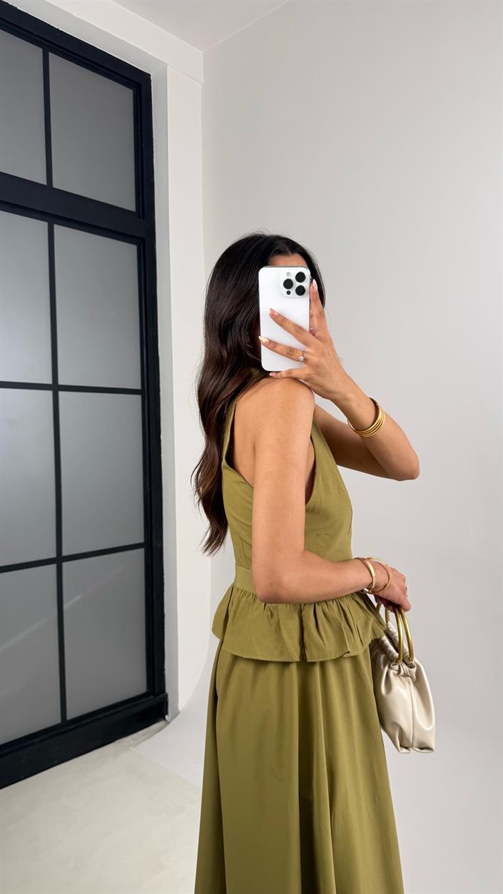 Yeşil Gold Toka Detaylı Bluz Beli Lastikli Etek İkili Takım Gaus00678