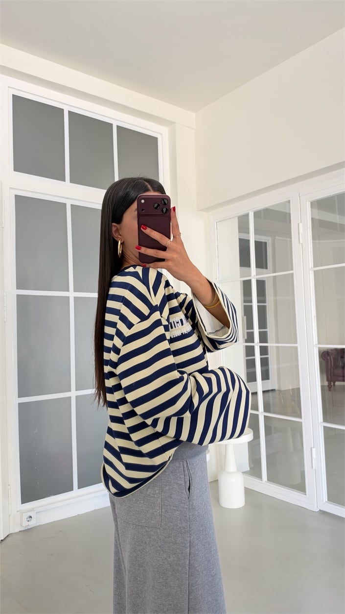 Lacivert Şeritli Baskılı Sweatshirt GAUS-02121 GAUS-02259