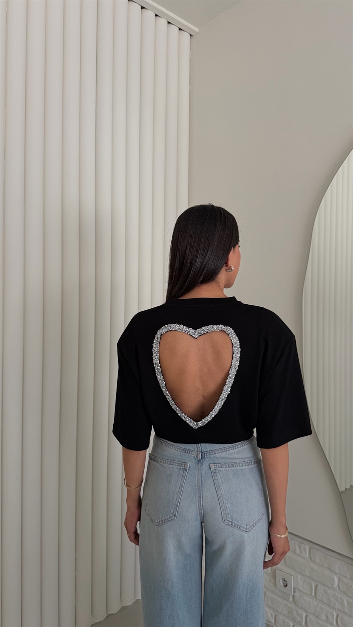 Siyah Sırt Kalp Taşlı Tasarım Tshirt GAUS-01841