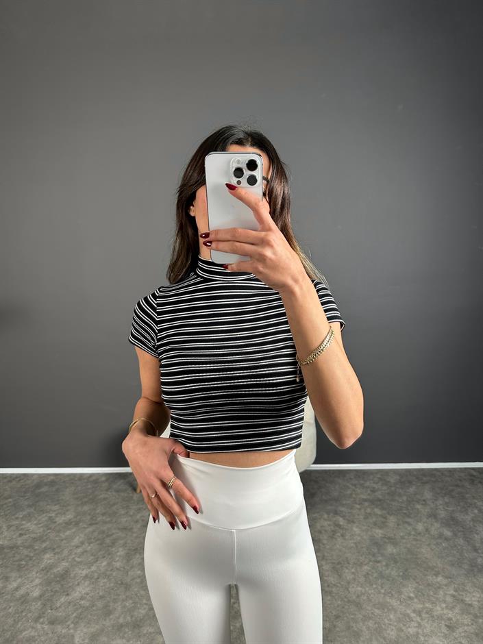 Siyah Çizgili Balıkçı Yaka Tshirt