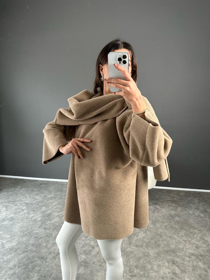 Almina Vizon Atkılı Kaban 