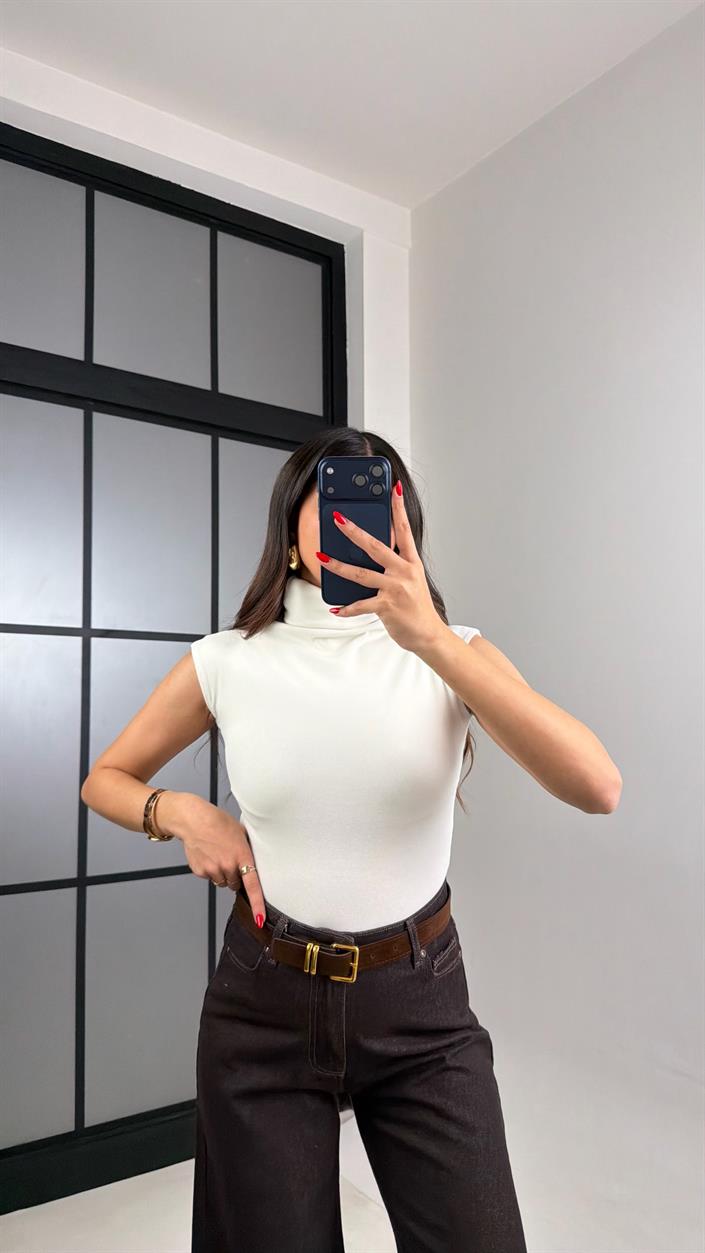 Ekru Balıkçı Yaka Sıfır Kol ZR Model Bodysuit GAUS-00942