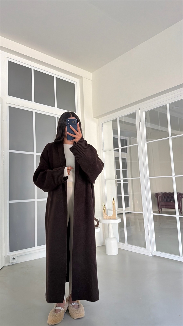 Acı Kahve Uzun Triko Hırka GAUS-02138
