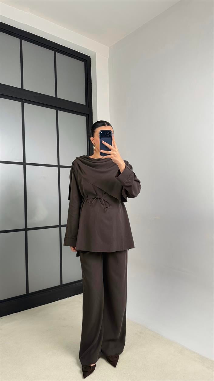 Acı Kahve Şal Detaylı Belden Kuşaklı Beli Lastikli İthal Kumaş İkili Takım GAUS-01154